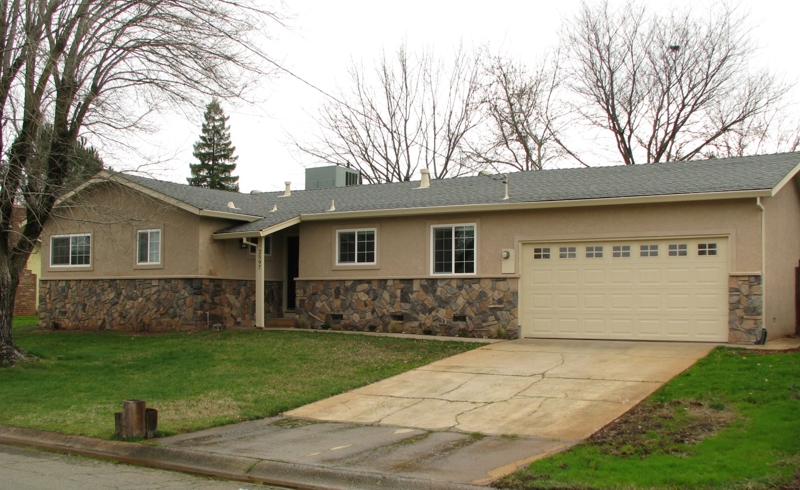 2597 Belladonna St, Redding, CA 96002