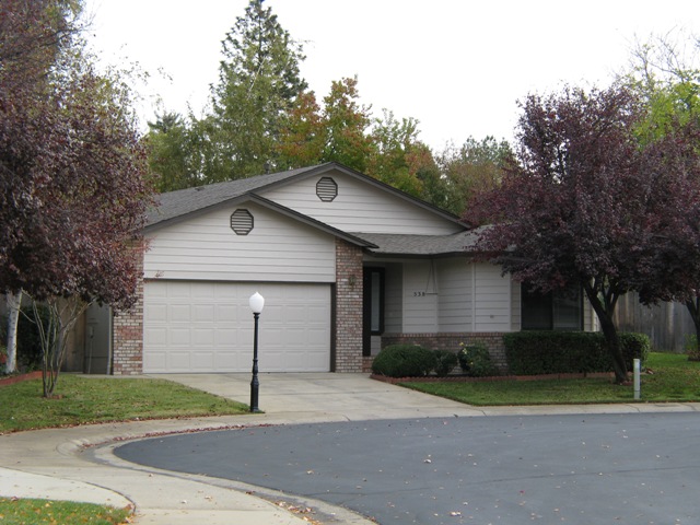 Homes of Paris Park an adult residential community, Redding CA